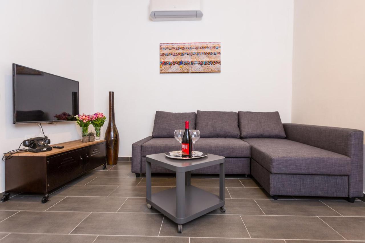 Mosina Apartments Palermo Exterior photo