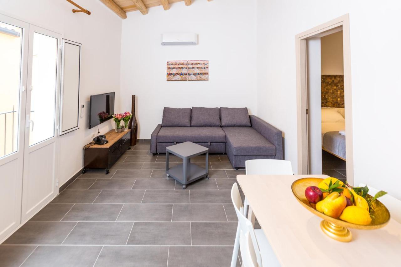 Mosina Apartments Palermo Exterior photo
